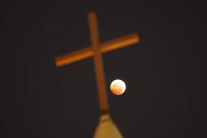 ¿Cuando es el Próximo Eclipse Lunar y Superluna de Sangre 2016?