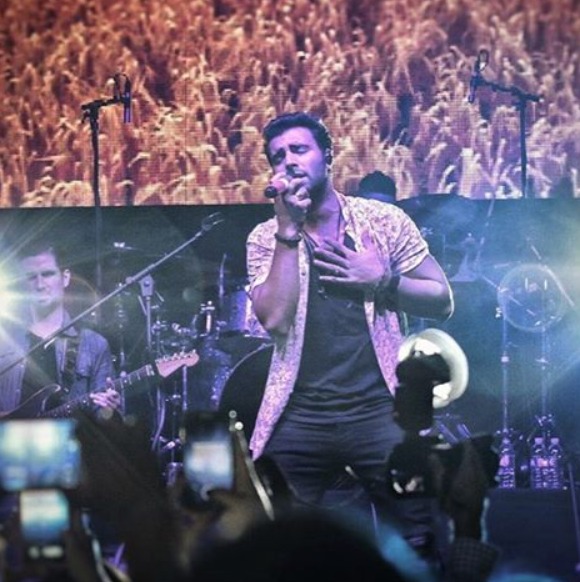 Jencarlos Canela Jencarlos Canela