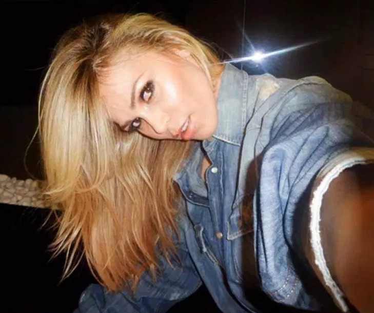 Yolanda Cardona Fotos, Fotos de la Esposa de Víctor Valdés, Manchester United Esposas