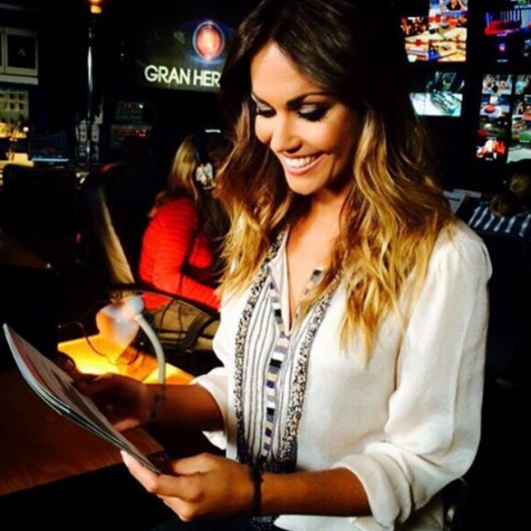 Formula 1 Noticias:. Fernando Alonso y Lara Álvarez, Fernando Alonso y Lara Álvarez fotos, la novia de Fernando Alonso, Lara Álvarez sexy, Lara Álvarez Biquini, Lara Álvarez caliente
