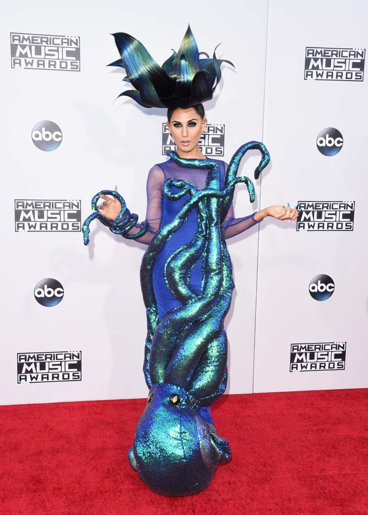 2015 American Music Awards - Arrivals American Music Awards