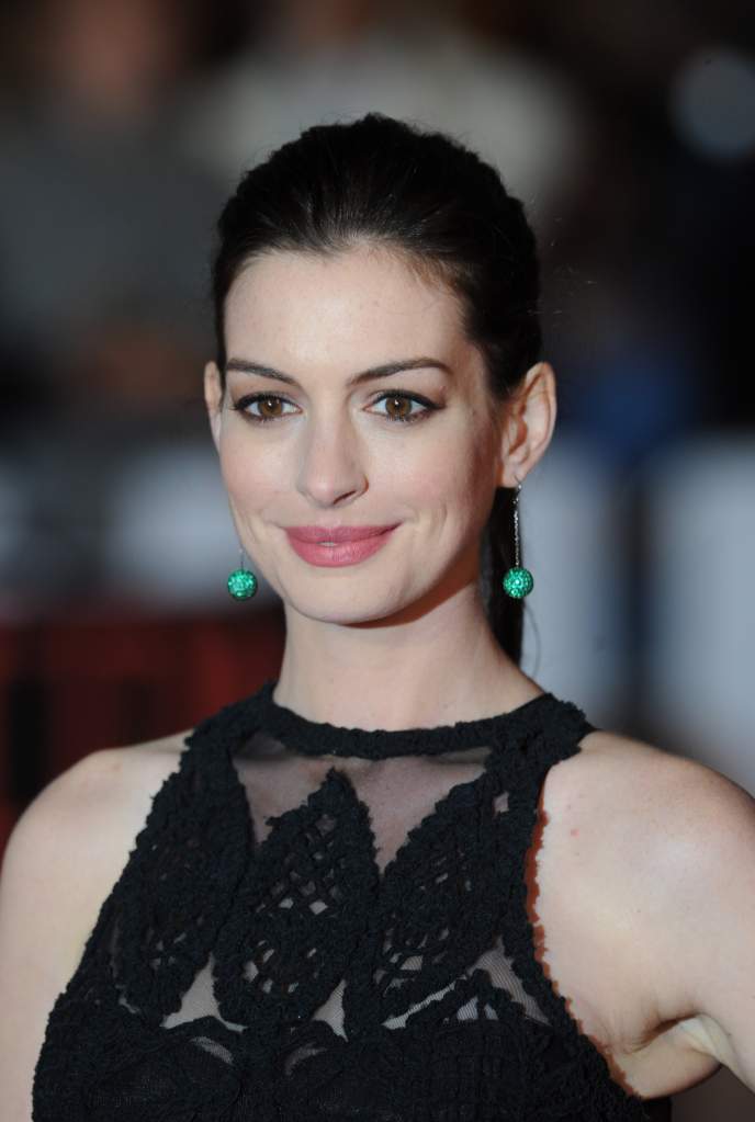 anne hathaway