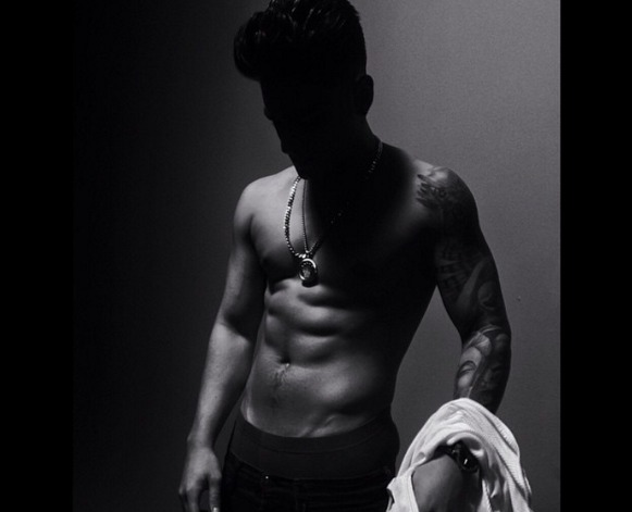 Noticias de Maluma, Maluma Sin Camisa, Maluma Sin ropa, Maluma Desnudo, Maluma Billboard