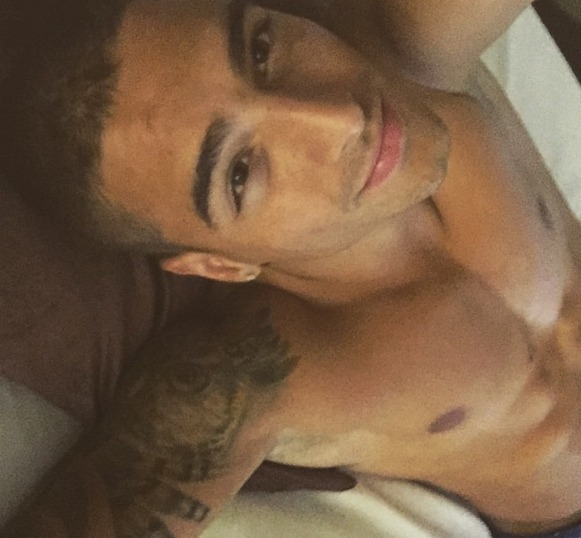 Noticias de Maluma, Maluma Sin Camisa, Maluma Sin ropa, Maluma Desnudo, Maluma Billboard