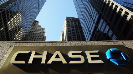 ¿Bancos Están Abiertos el Viernes Santo 2016?