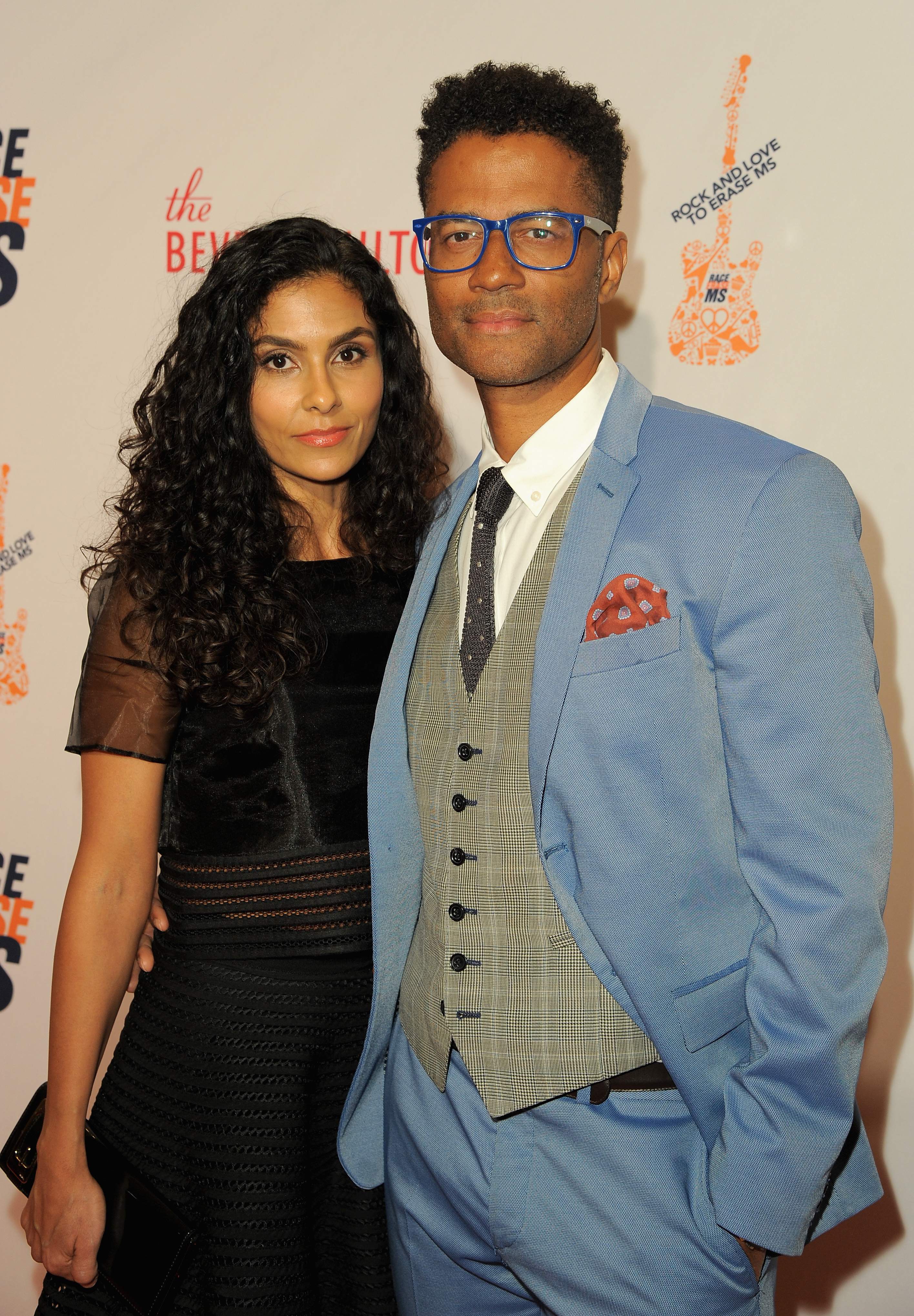 Manuela Testolini y su marido, Eric Benet. (Getty)