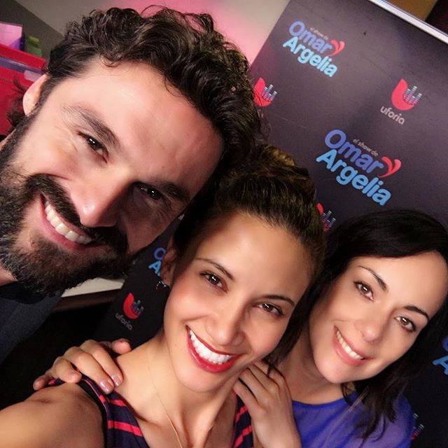 Iv&aacute;n S&aacute;nchez y Gaby de la Garza (Facebook)