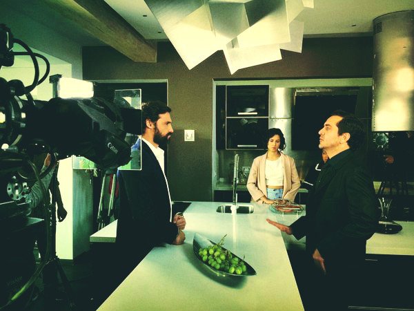 En escena, Iv&aacute;n S&aacute;nchez y Flavio Medina (Twitter)