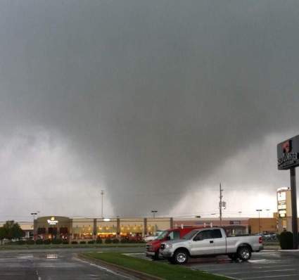Tornado Destructivo en Kokomo, Indiana: Las Fotos que Tienes que Ver
