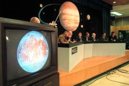 Cómo Ver el Anuncio de la NASA de Europa en Vivo por Internet y Móvil
