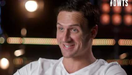 VIDEOS: Atacan a Ryan Lochte en Programa en Vivo: ¿Qué Pasó?