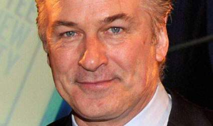 VER: Alec Baldwin Hace de Donald Trump en el Estreno de Saturday Night Live