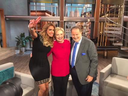 VER: Hillary Clinton visita ‘El Gordo y La Flaca’ [VIDEO]