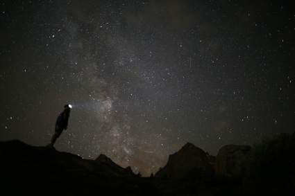 ¿A qué hora es la lluvia de estrellas esta noche en Argentina?