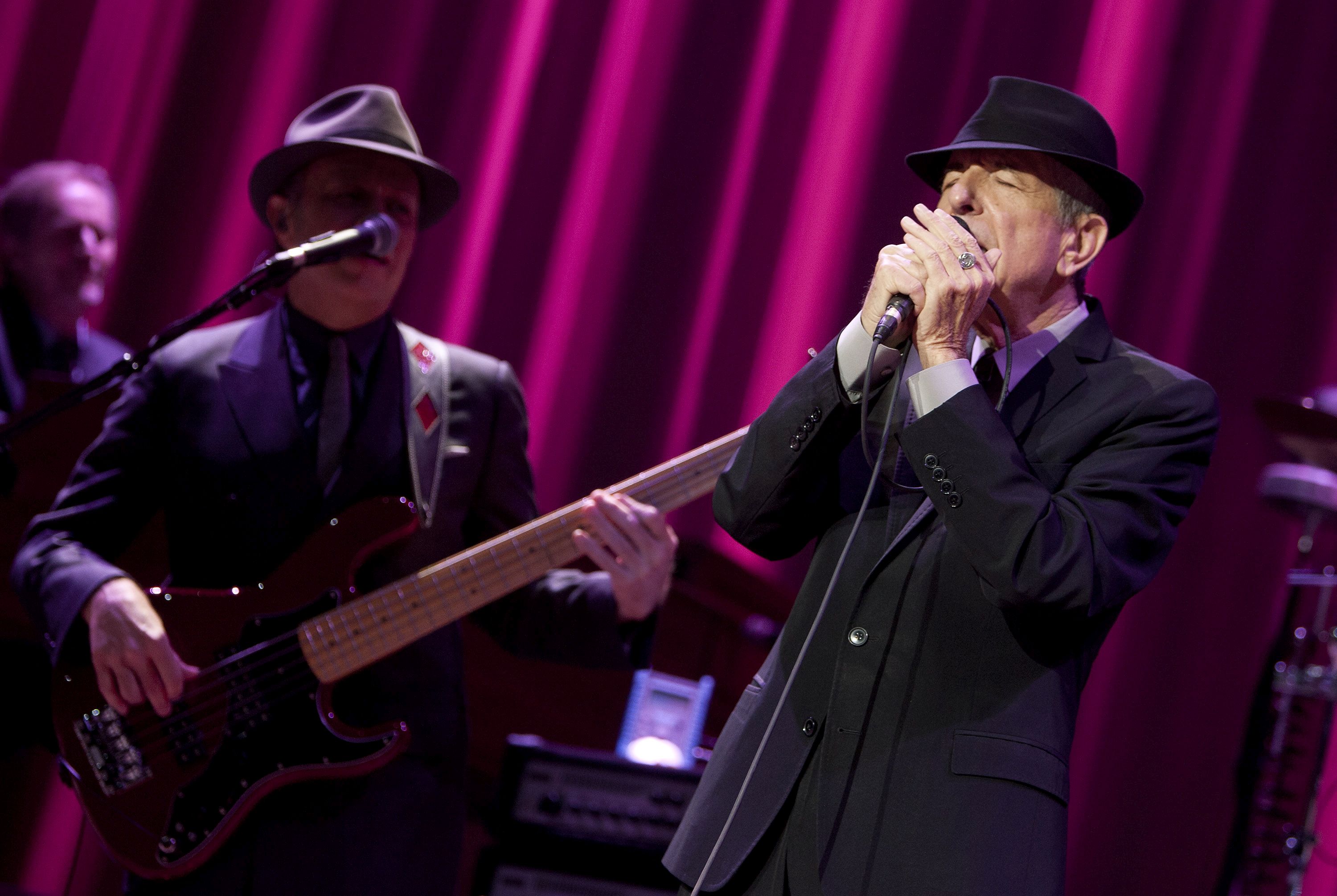 NEW YORK, NY - DECEMBER 18: Musician Leonard Cohen performs at Madison Square Garden on December 18, 2012 in New York City. (Photo by Mike Lawrie/Getty Images)