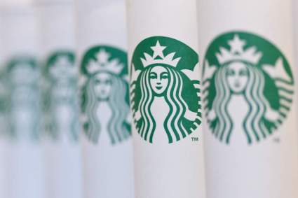 ¿Starbucks está abierto Nochevieja 2016 y Día de Año Nuevo 2017?
