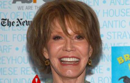 Mary Tyler Moore Muere a Sus 80 Años: ¿De qué murió la actriz?