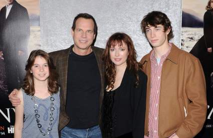 Bill Paxton y Sus Hijos: Fotos de James y Lydia Paxton
