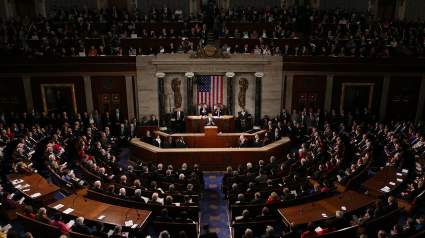 LIVESTREAM: Discurso del Presidente Trump Ante el Congreso, Con traducción al español