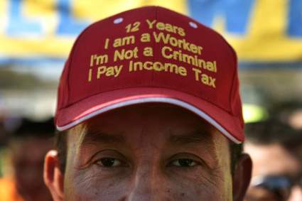 Reembolso de Impuestos: Inmigrantes Indocumentados no Reclaman Millones