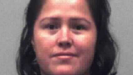 VER: Isabel Martínez, acusada de matar a sus 4 hijos, aparece sonriente en la corte