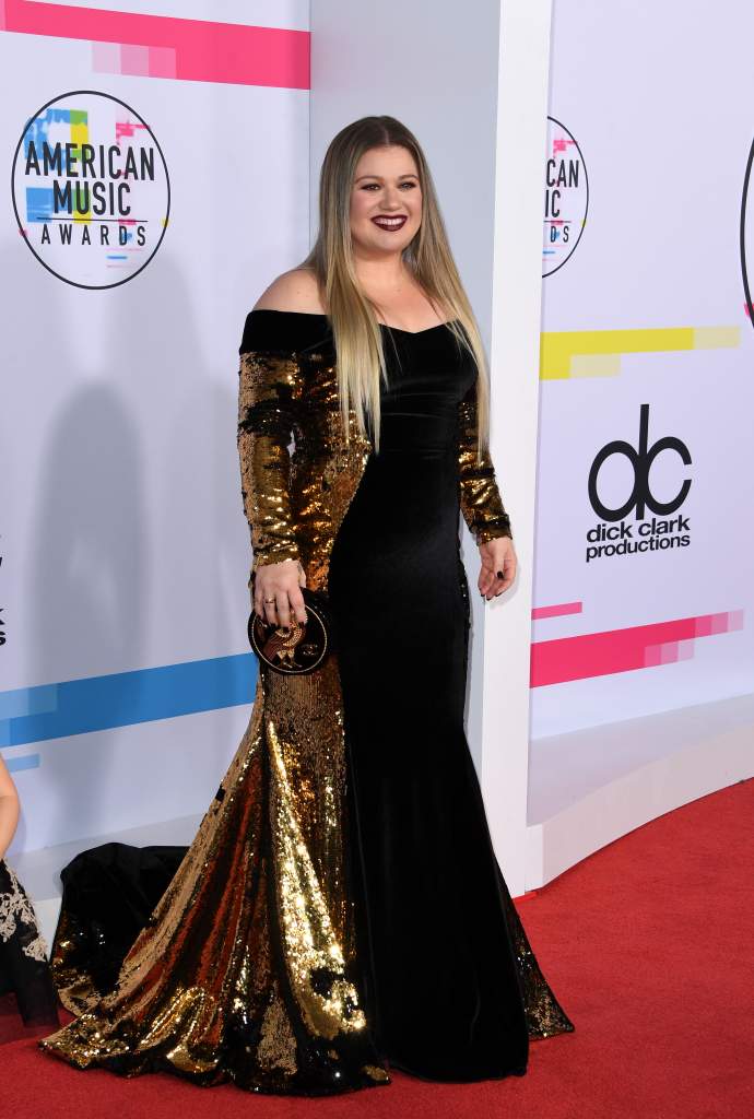 US-ENTERTAINMENT-AMERICAN MUSIC AWARDS-ARRIVALS