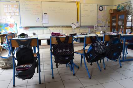 Video: Adolescente venezolana atacada en escuela por compañera