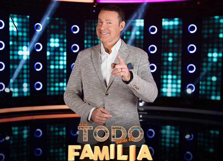 Alan Tacher, Al final todo queda en Familia , Programa de Concurso de Univisión, Ximena Cordoba