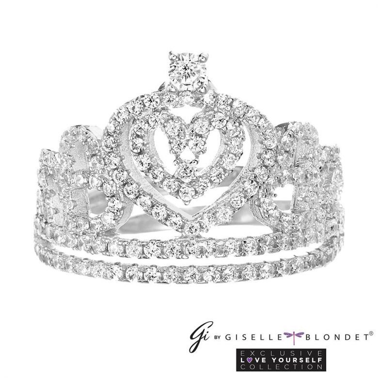 ¿Dónde comprar los accesorios de Giselle Blondet para Nuestra Belleza Latina?, Anillo de corona de NBL, 