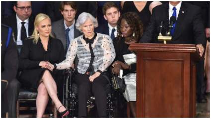 Roberta McCain, madre de John McCain: 5 datos que tienes que saber