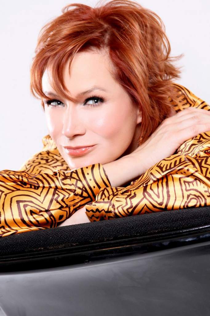 ELENCO-"Señora Acero 5": Conoce los actores y sus personajes [FOTOS], Reparto,Monica Dionne es Rebeca Londoño