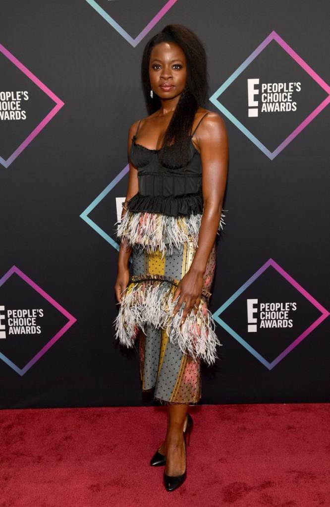 People’s Choice Awards 2018: Los PEORES looks en la alfombra roja [FOTOS], mal vestidos, mal vestidas, peores vestidas, anai Gurira