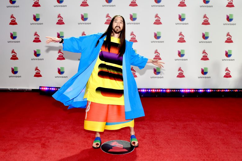 [FOTOS]"Latin Grammy 2018": Peores looks de la Alfombra, peores vestidos, Steve Aoki