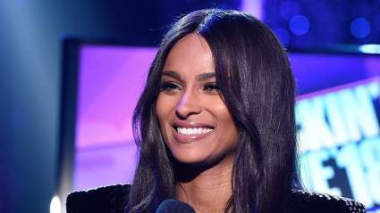 Ryan Seacrest New Year’s Eve 2018-2019 – Presentaciones Musicales y Anfitriones