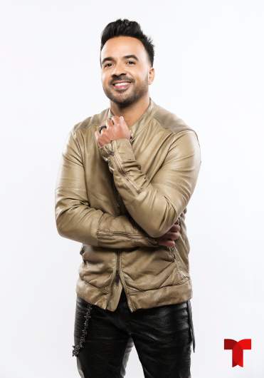 Luis Fonsi Coach La Voz US