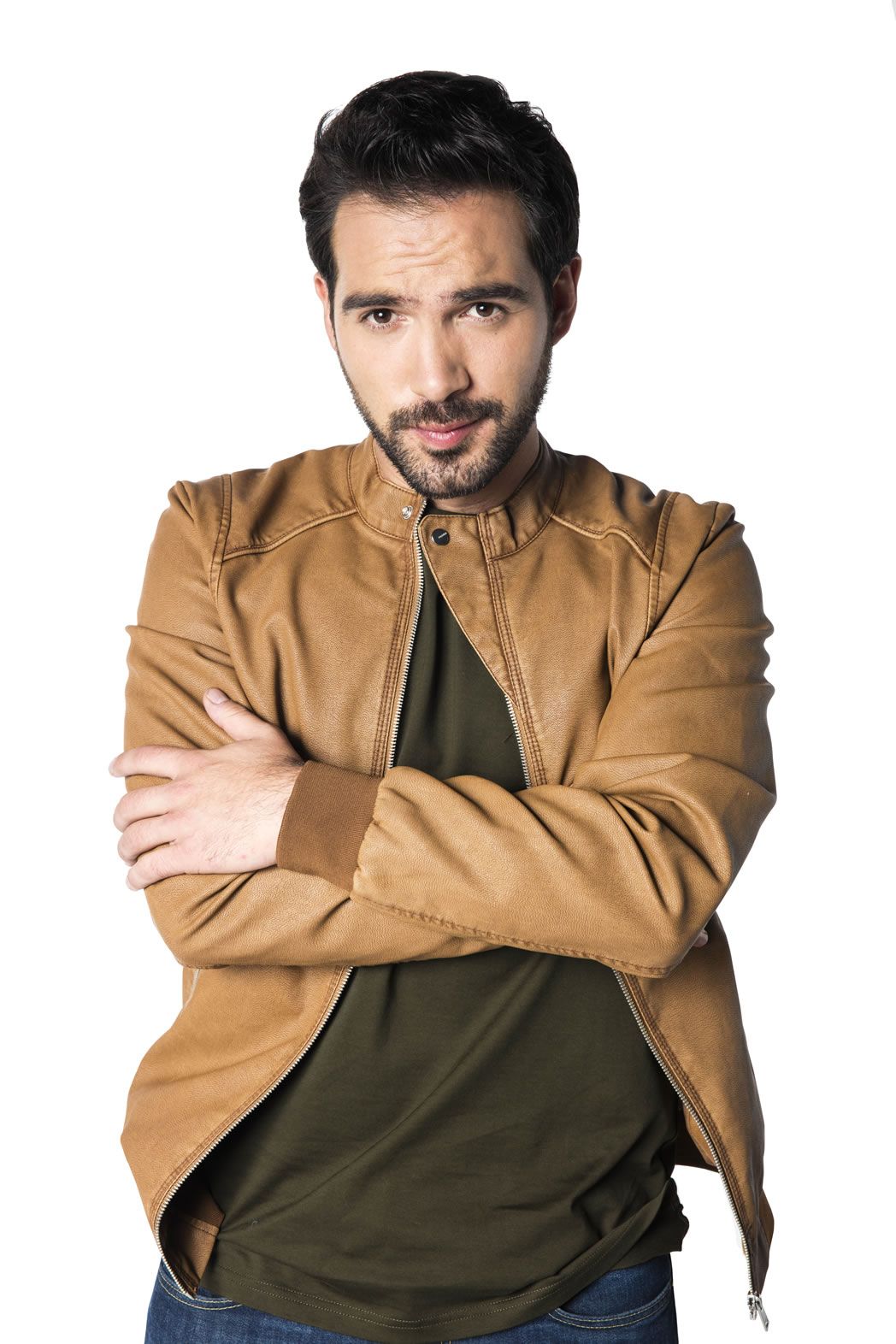 Novela-"ATRAPADA": Conoce los actores y personajes [FOTOS], elenco, Reparto, Erick Chapa  