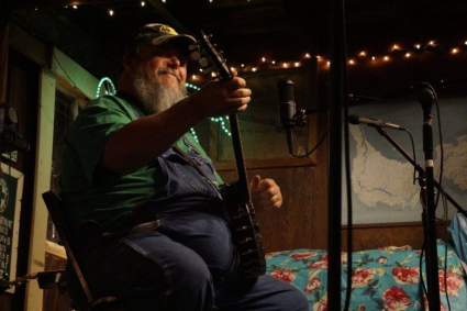 Fallece Neal James: ¿De que murió “The Banjo Man” de Animal Planet?