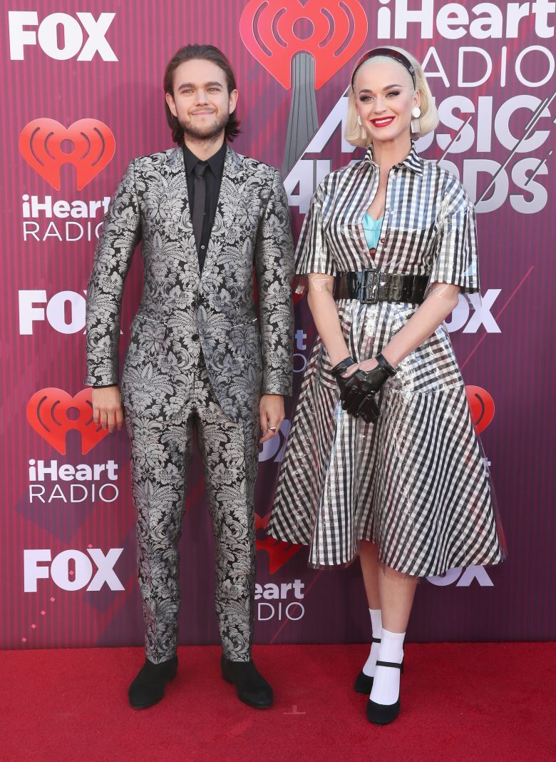 [FOTOS] iHeartRadio Music Awards 2019: Los peores vestidos de la Alfombra, Zedd y Katy Perry