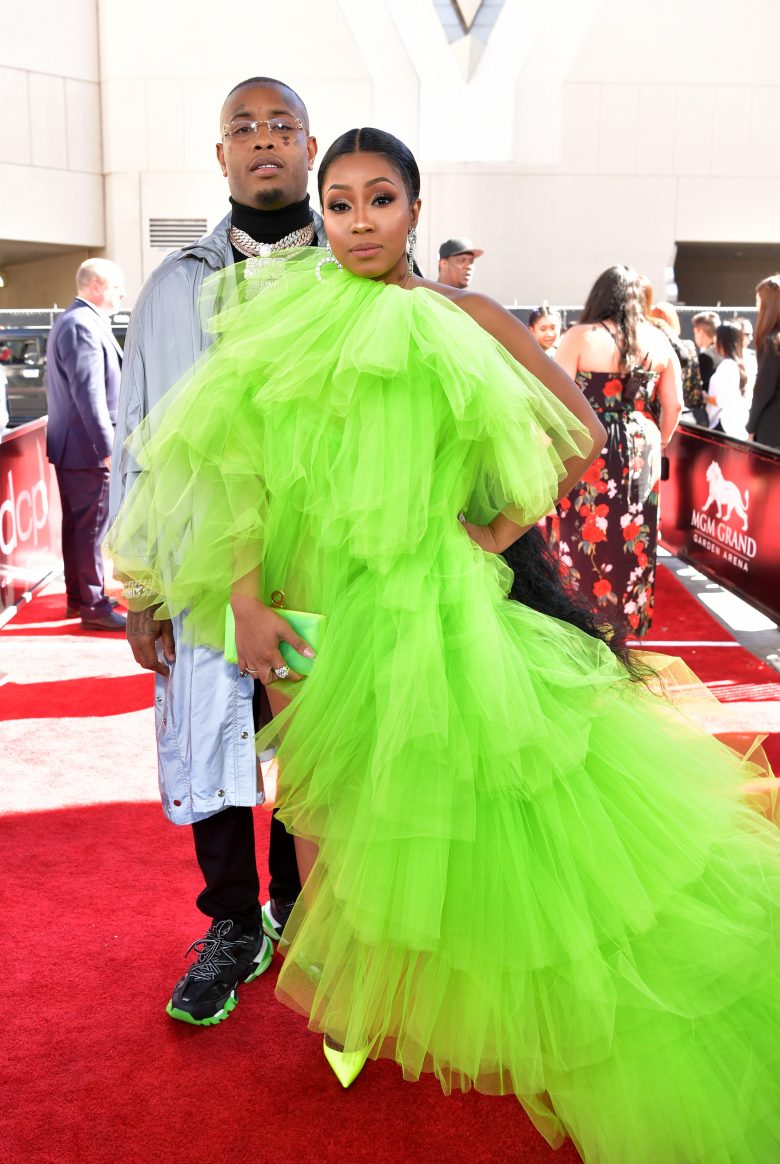 [FOTOS] Billboard Music Awards 2019: Peores looks de la alfombra, and Yung Miami de City Girls.