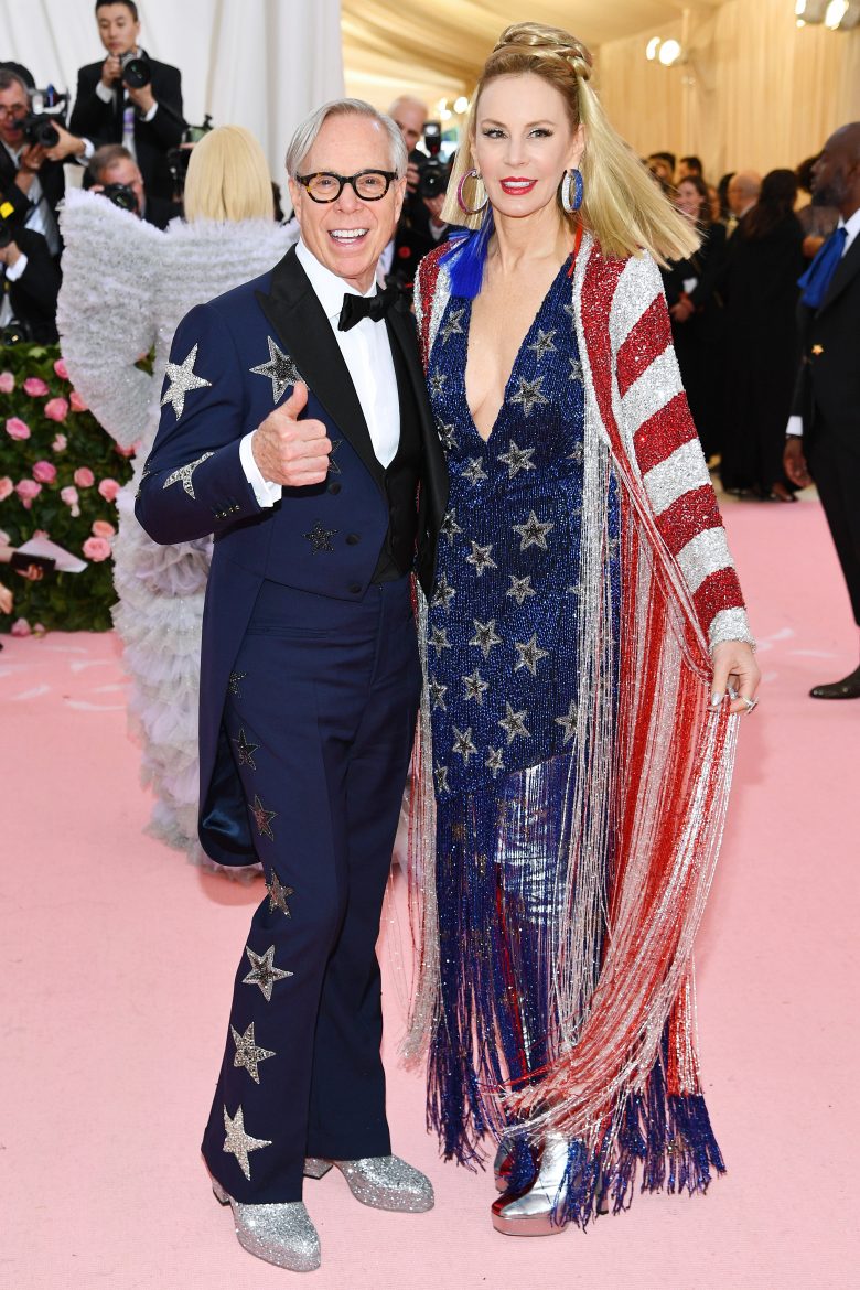 [FOTOS]"Met Gala 2019": Los peores looks de la alfombra,Tommy Hilfiger y Dee Hilfiger