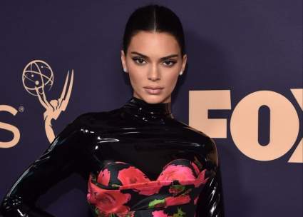 ¿Quién diseñó el vestido de Kendall Jenner para los Emmys 2019?