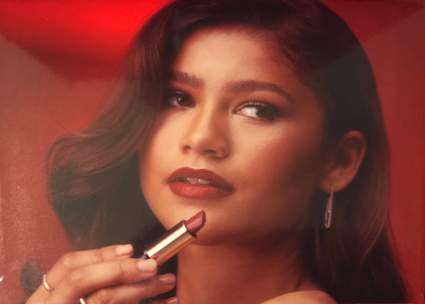 Zendaya lanza nueva colección de labiales: ¿Dónde comprarlo?