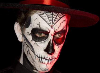 Maquíllate como Calavera para Halloween en 5 pasos [FOTOS]