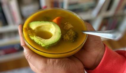 ¿Qué comer para combatir la gripe si eres vegana?: Pregúntale a Next Stop Vegan