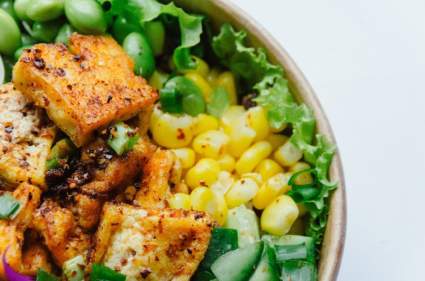 El tofu: un alimento alto en proteína