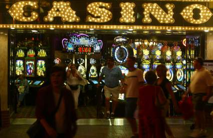 Varios Casinos de Las Vegas cerrados por causa del coronavirus: ¿hasta cuándo?