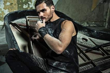 Abraham Mateo estrena “Esta Cuarentena” con un conmovedor video musical