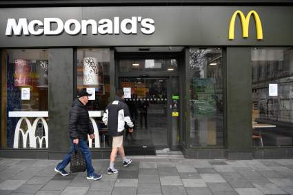 McDonald’s dará hamburguesas y comidas gratis: ¿quiénes aplican?