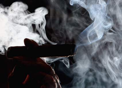 ¿Prohibirán venta de cigarrillos por el coronavirus?: ¿Por qué?