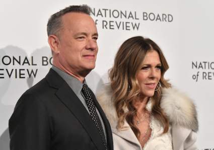Tom Hanks dona su sangre para vacuna en contra del Coronavirus
